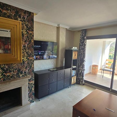 Luxurious Holiday Home In Benahavís Exterior photo